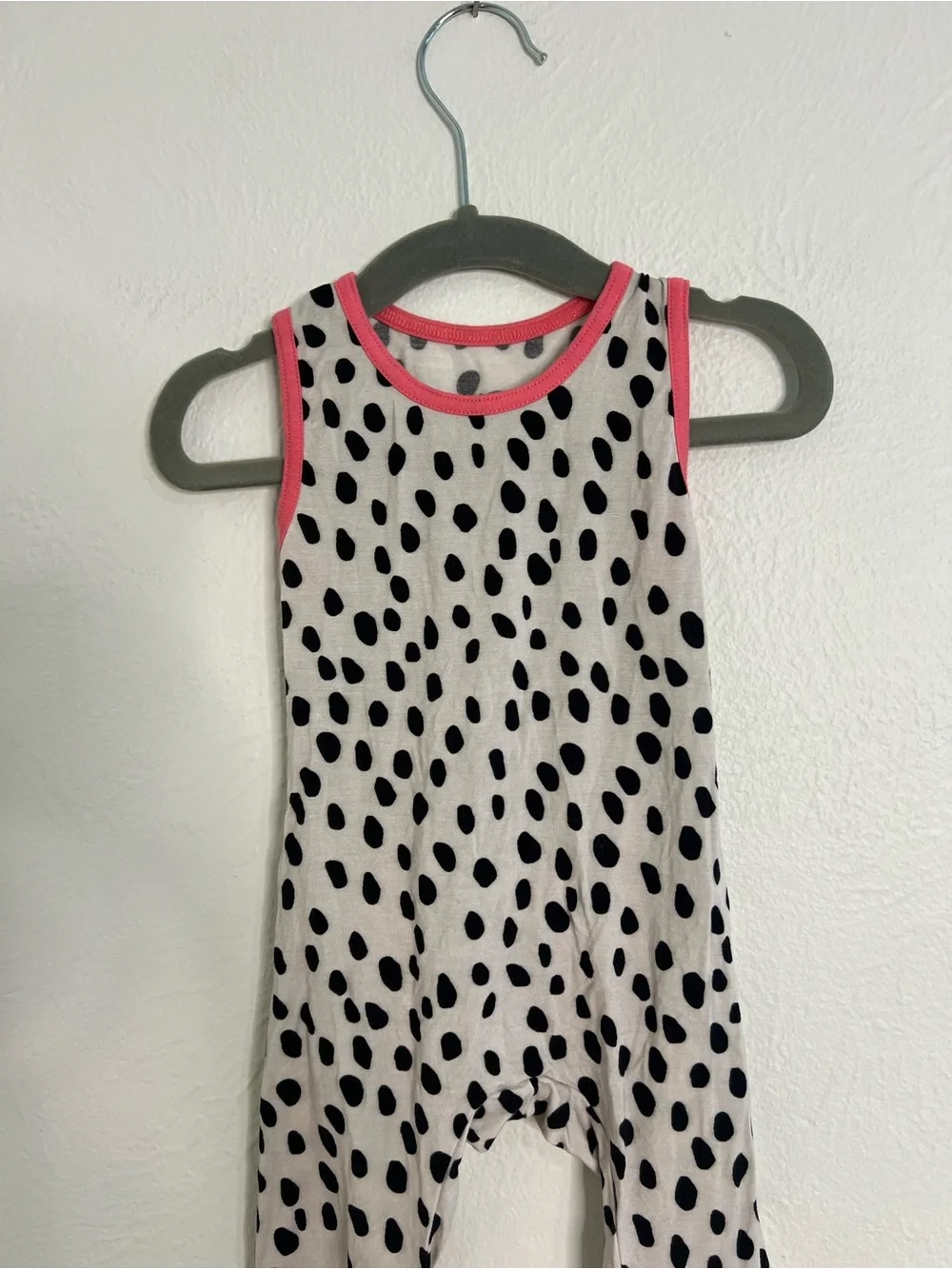 The Simple Seed Polka Dot Baby Romper in Cream and Pink size 3-6 months